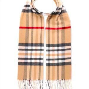 V. Fraas men’s scarf
